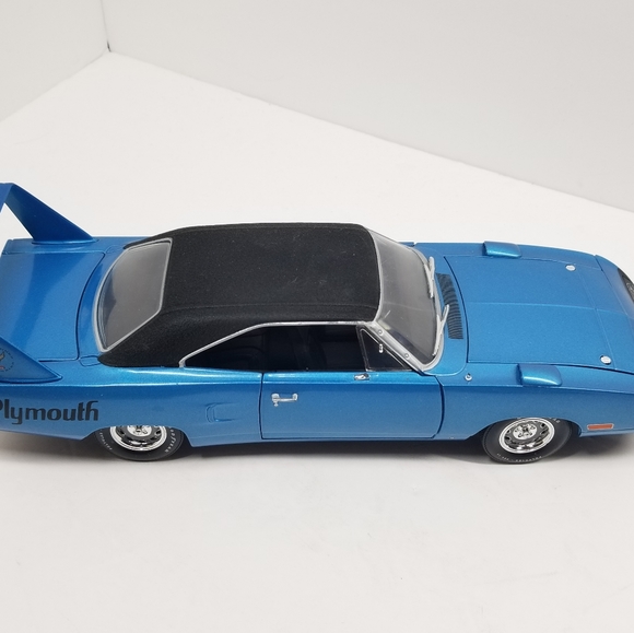 ***SOLD***1970 Plymouth super-bird blue car - Picture 2 of 8